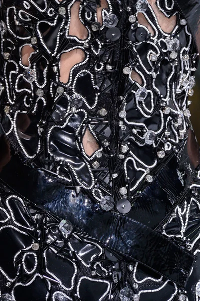 Look 91